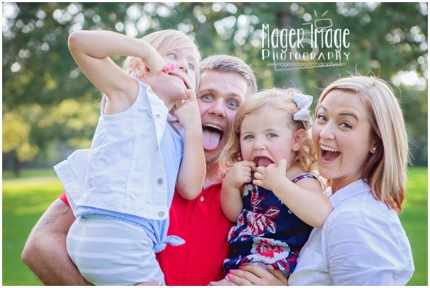 reed, family, family session, monticello, illinois, central illinois, family session, funny, silly face, goofy, mager image photography