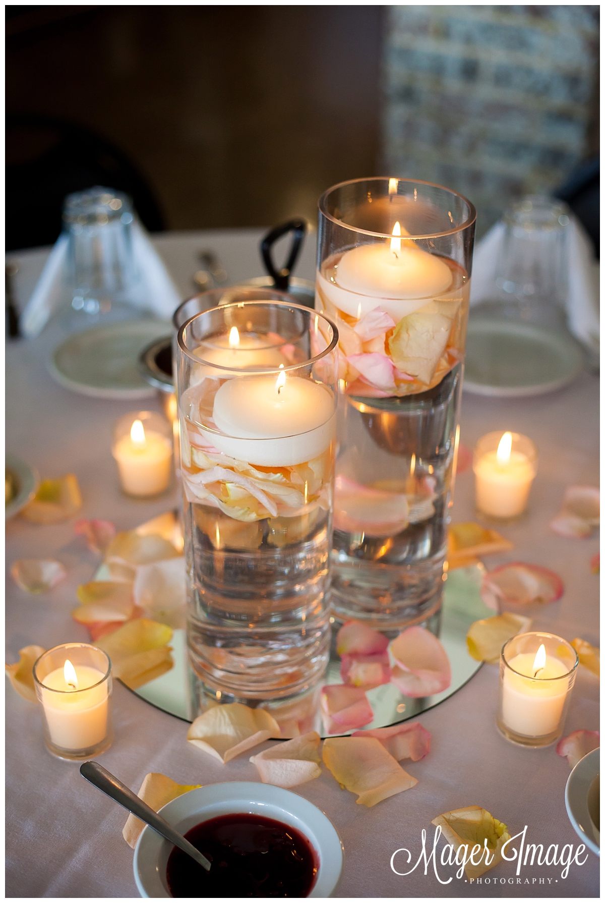 candle vase centerpieces water