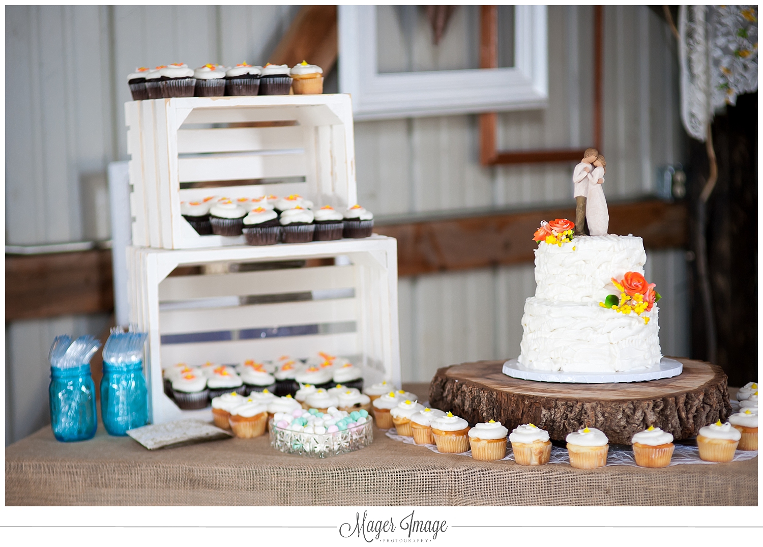 cakes by lori country wedding cupcakes vendor feature