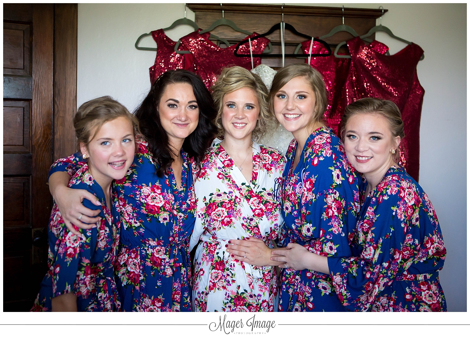 bride and bridesmaids group cute