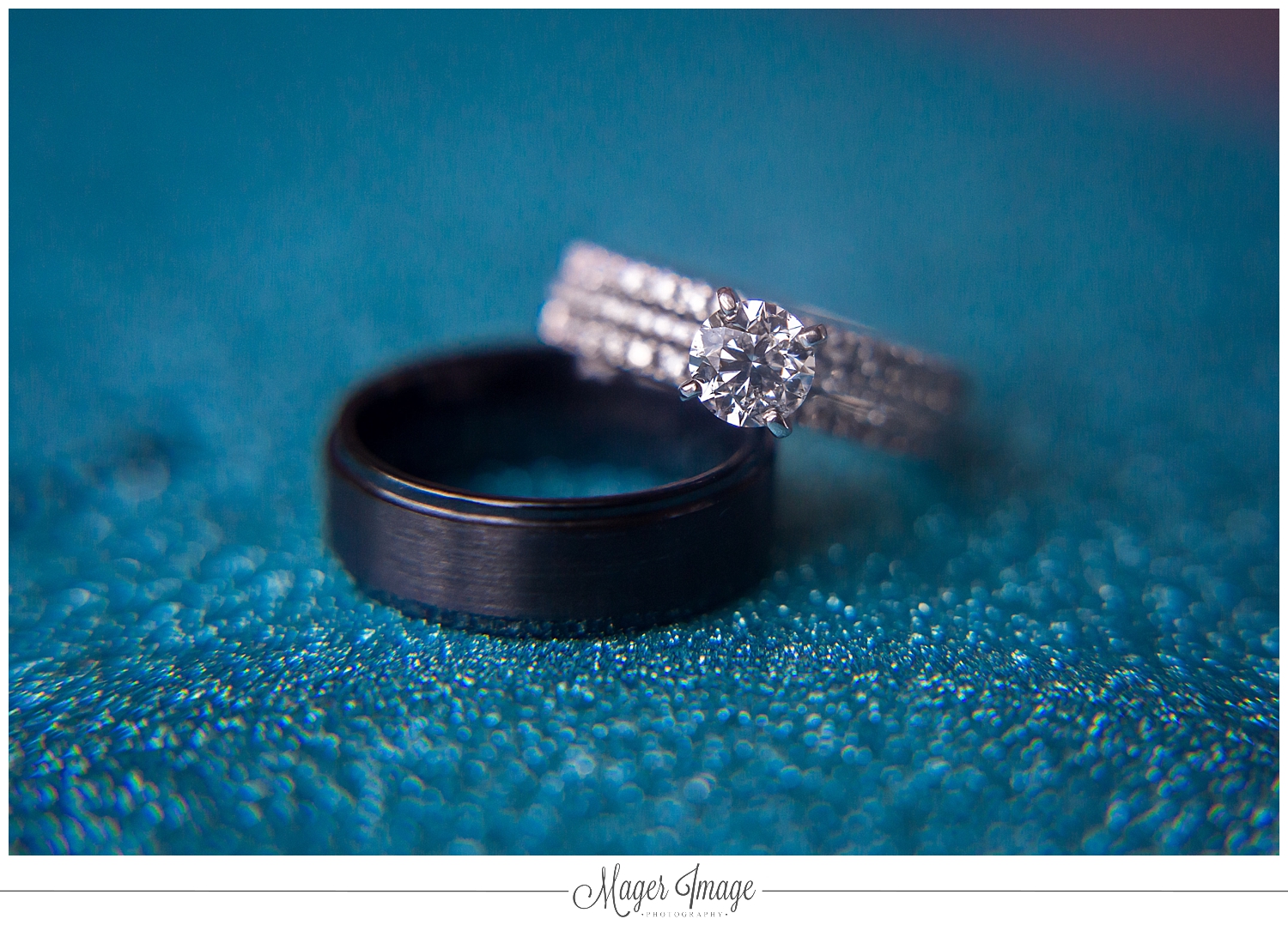 blue wedding ring glitter black