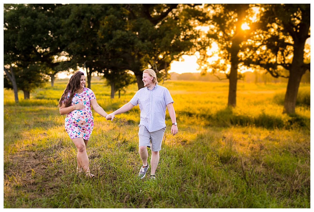 midwest sunset maternity session