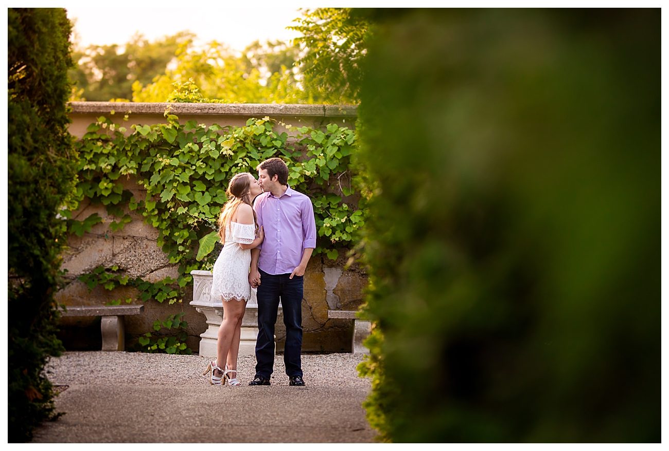 concrete and ivy backdrop engagement session