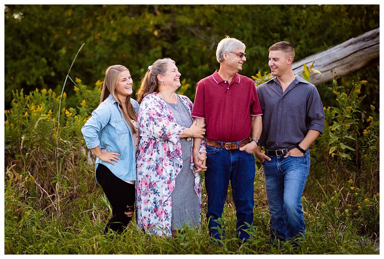 grass field family session 