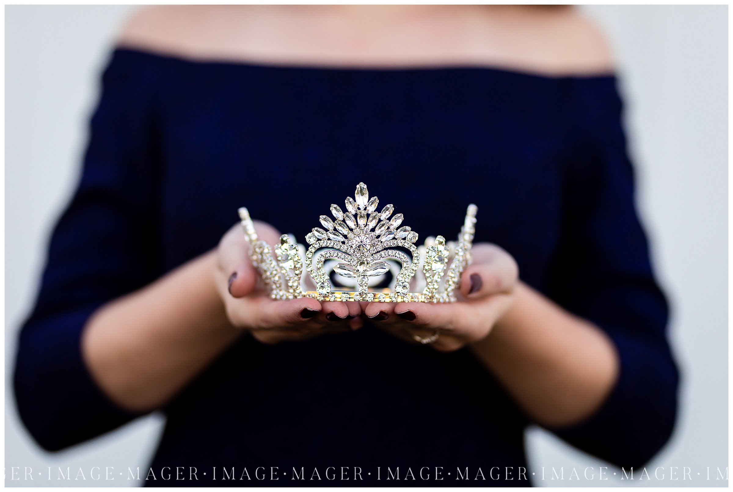 pageant crown
