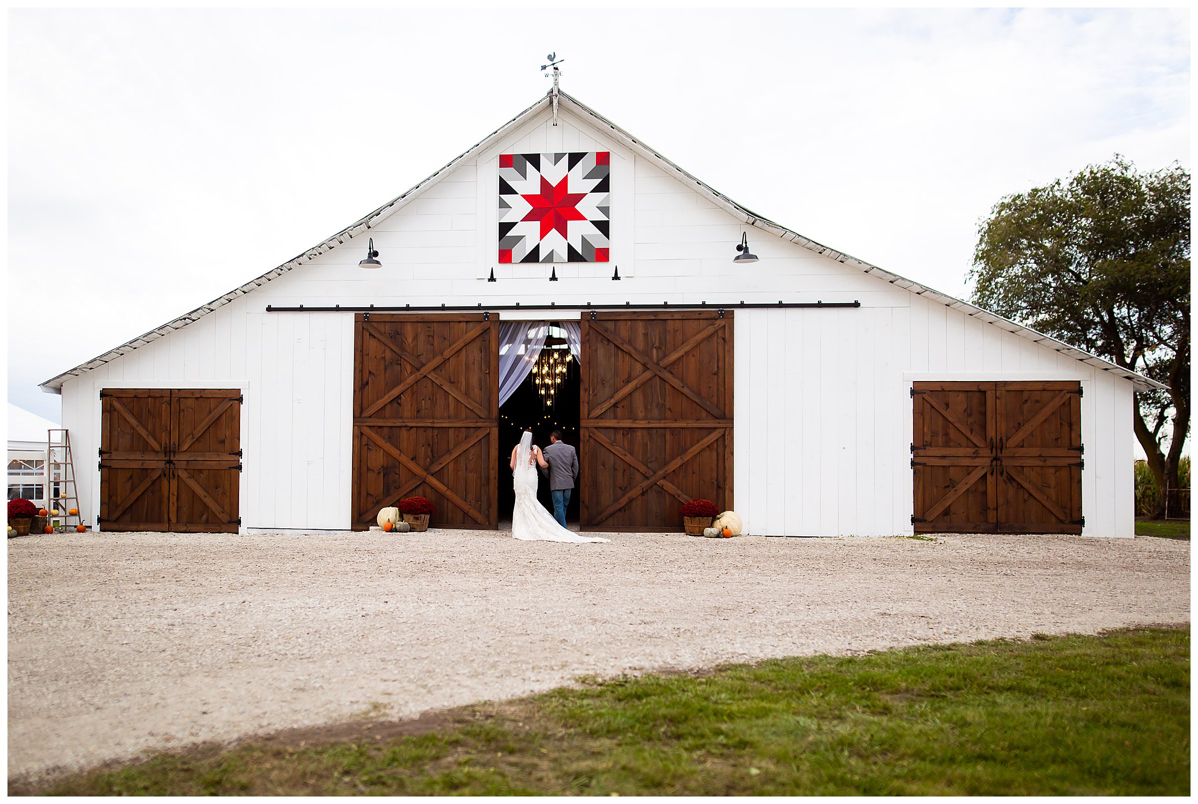 country rustic barn wedding venue