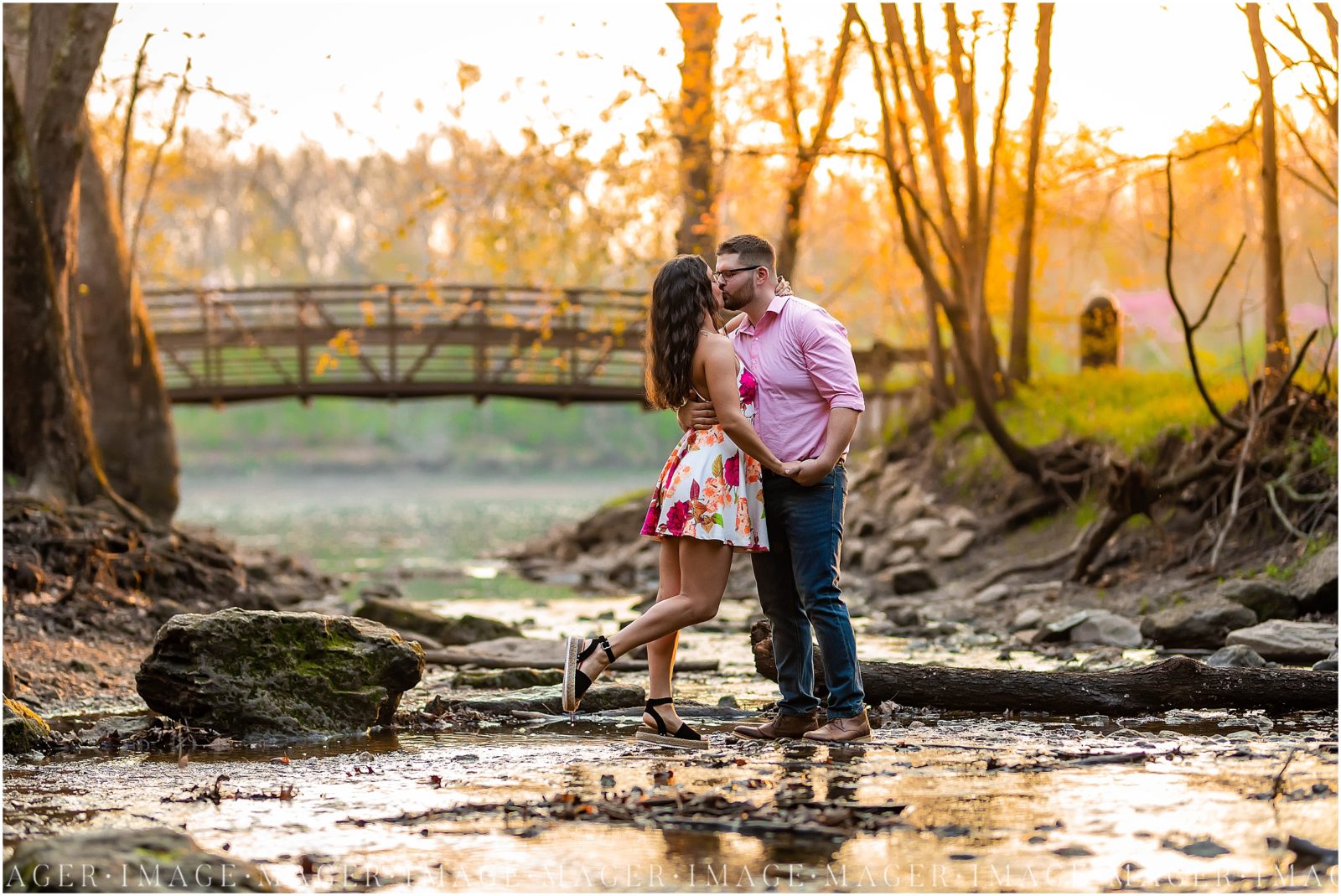 indiancavestrailskankakeeillinoisbradleybourbonnaisriverbridge