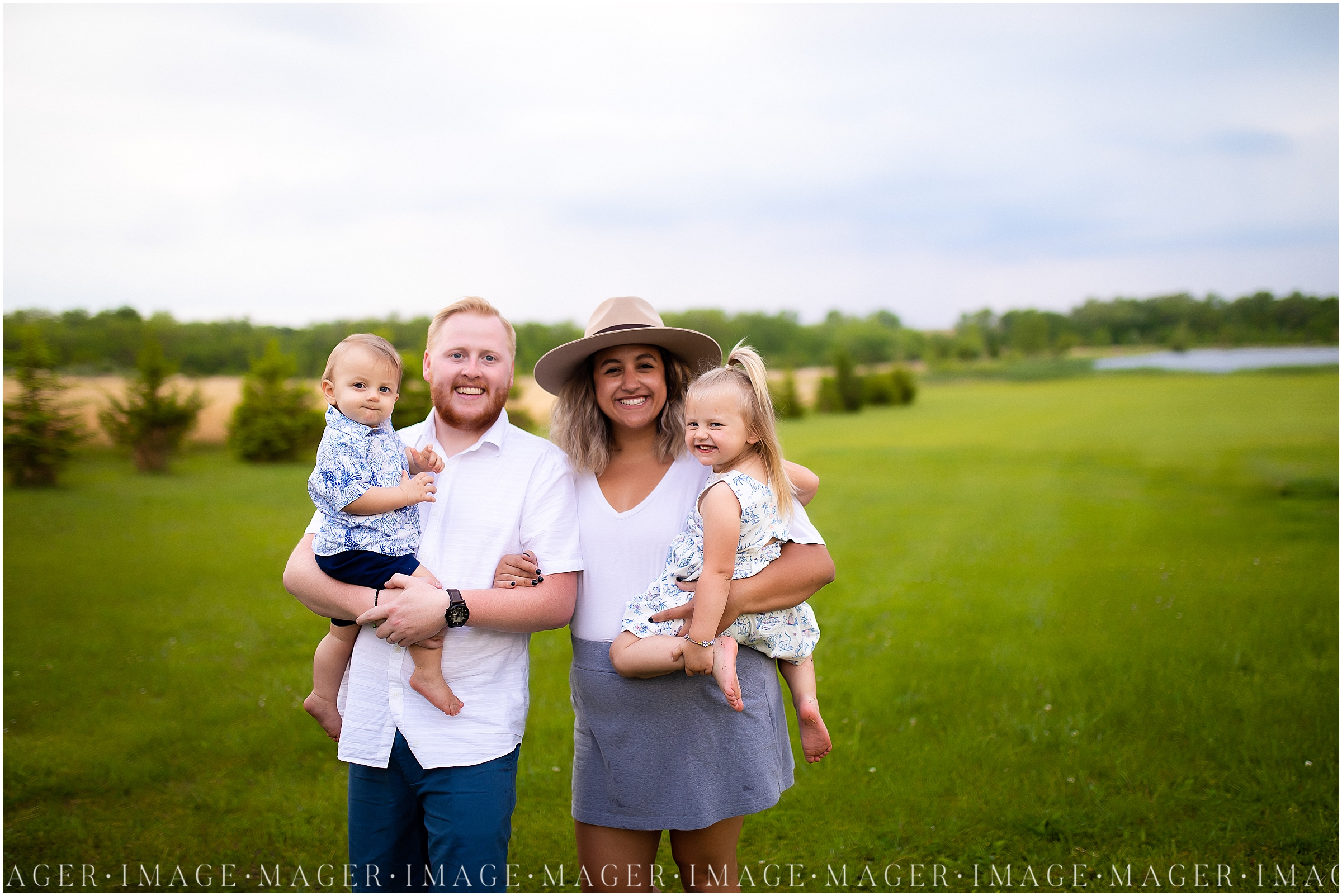 spring family session, blue and white coordinated outfits