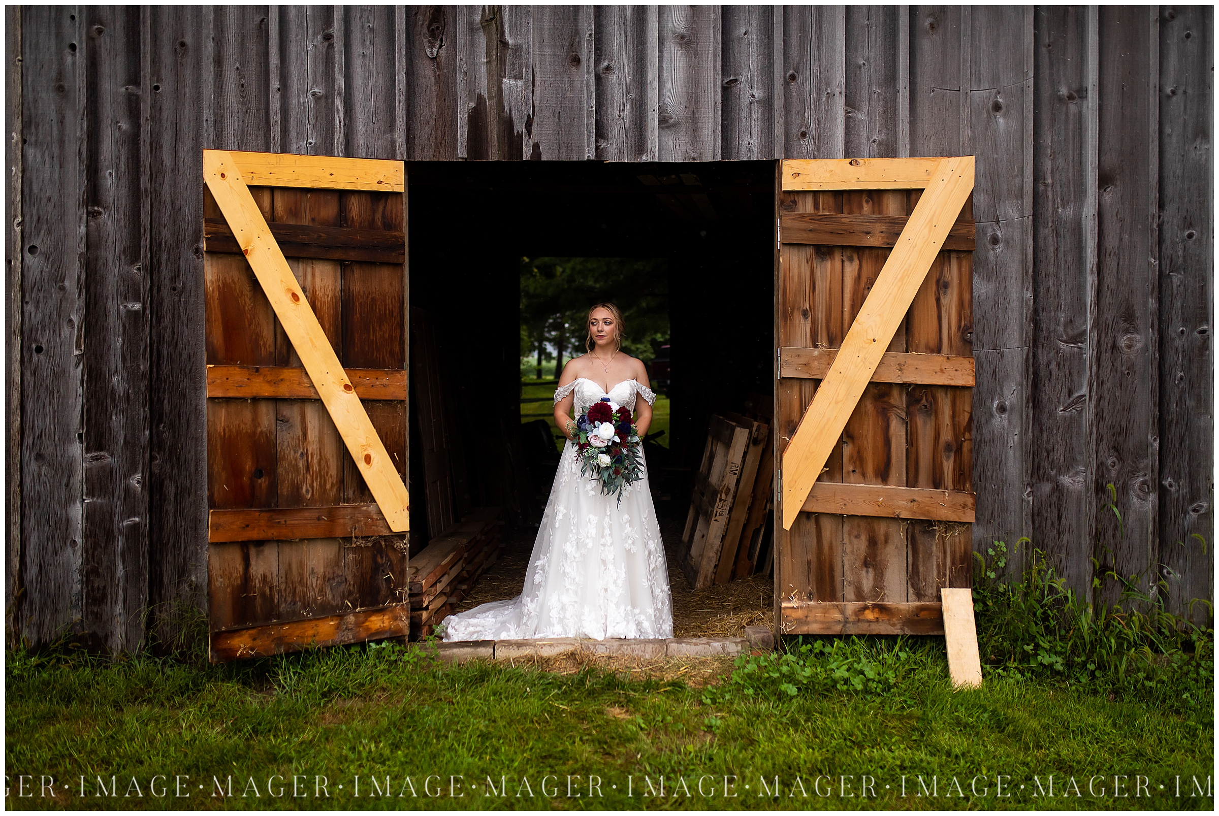 memorial-day-wedding-barn-dress-bride-pig-roast