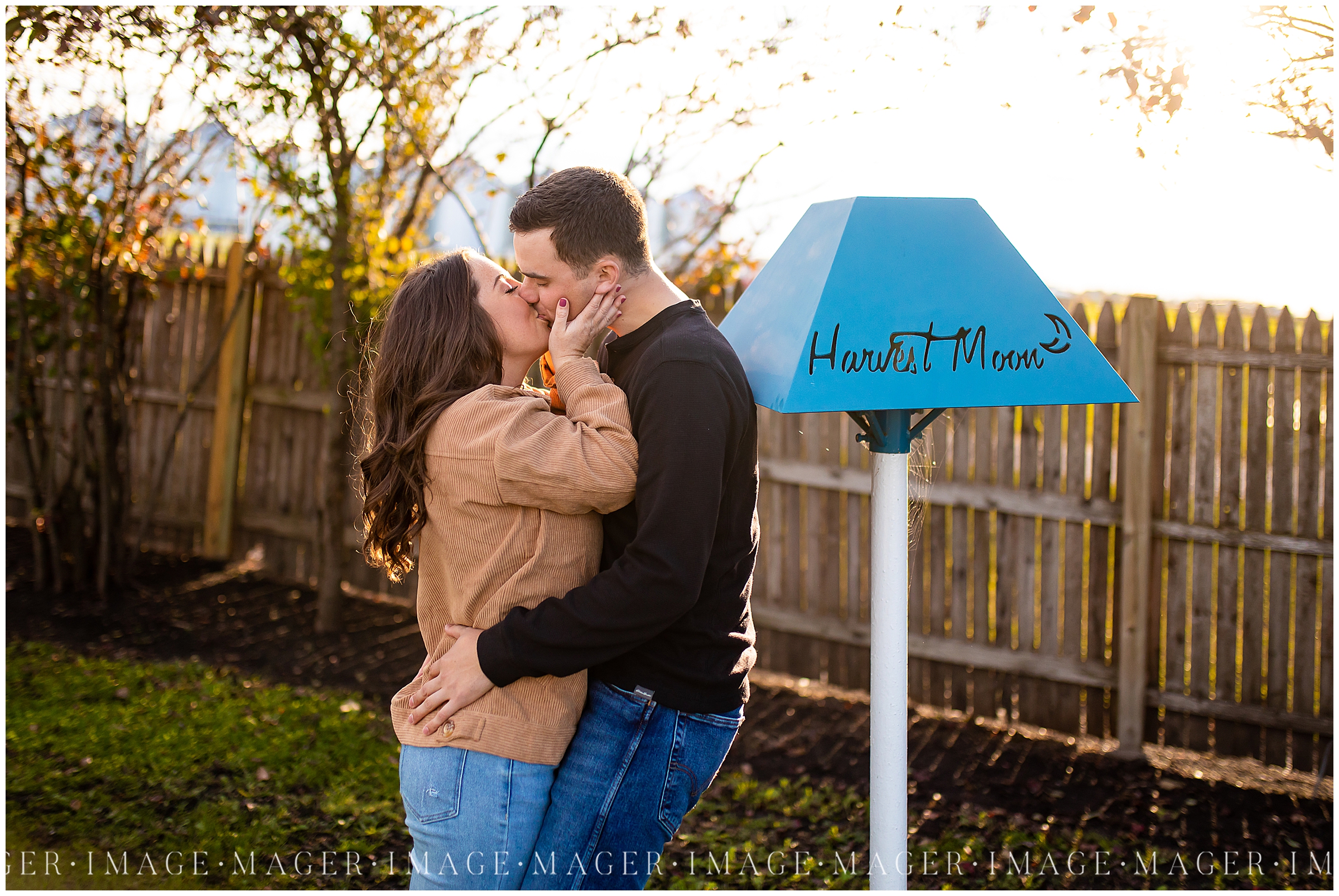 engagement session drive in gibson city harvest moon e-sesh central il location