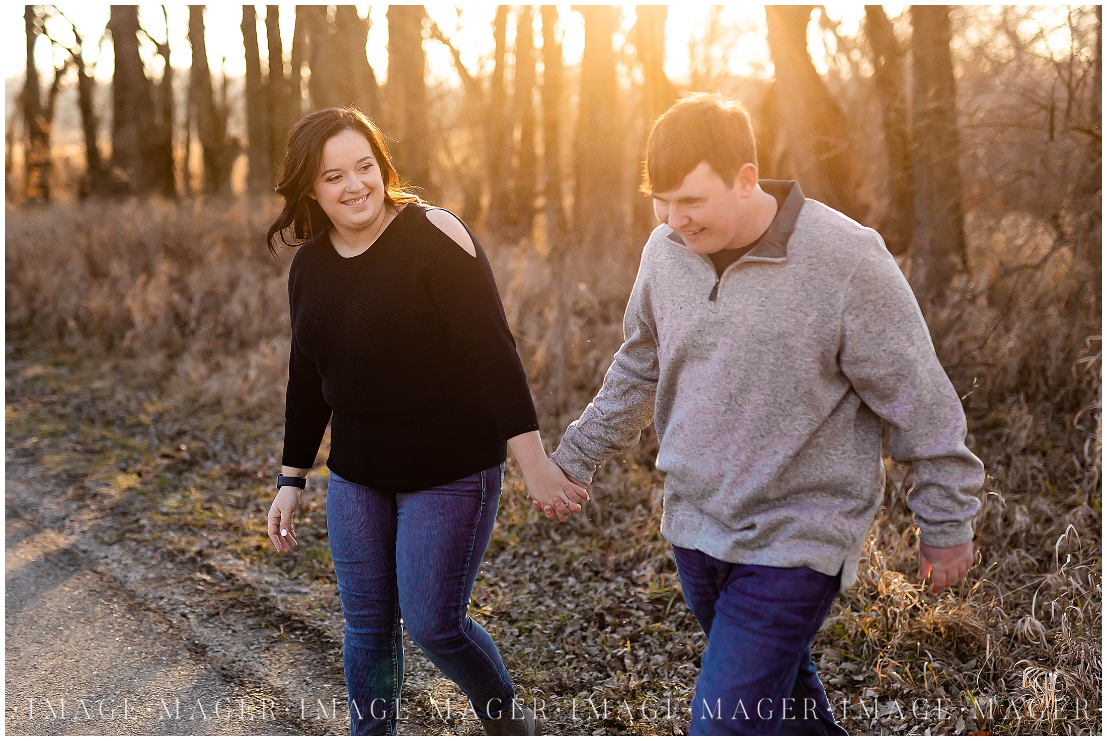 allerton park country field engagement session