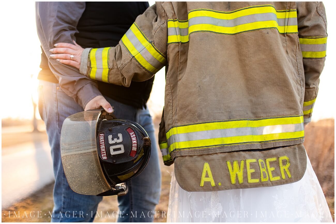firefighter inspired engagement photos illinois