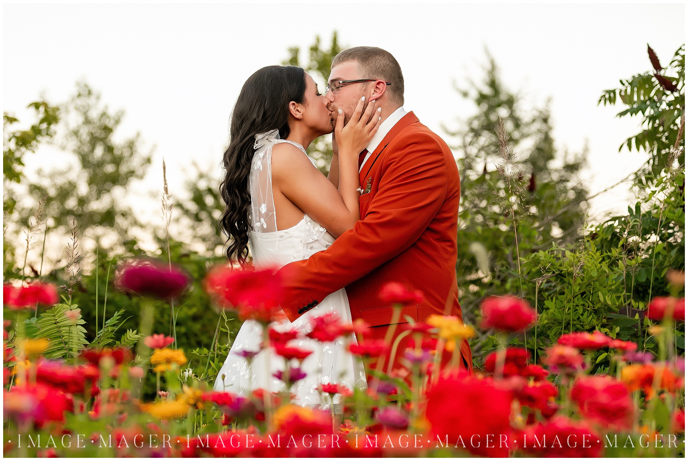 Colorful Summer Wedding at Crooked Creek
